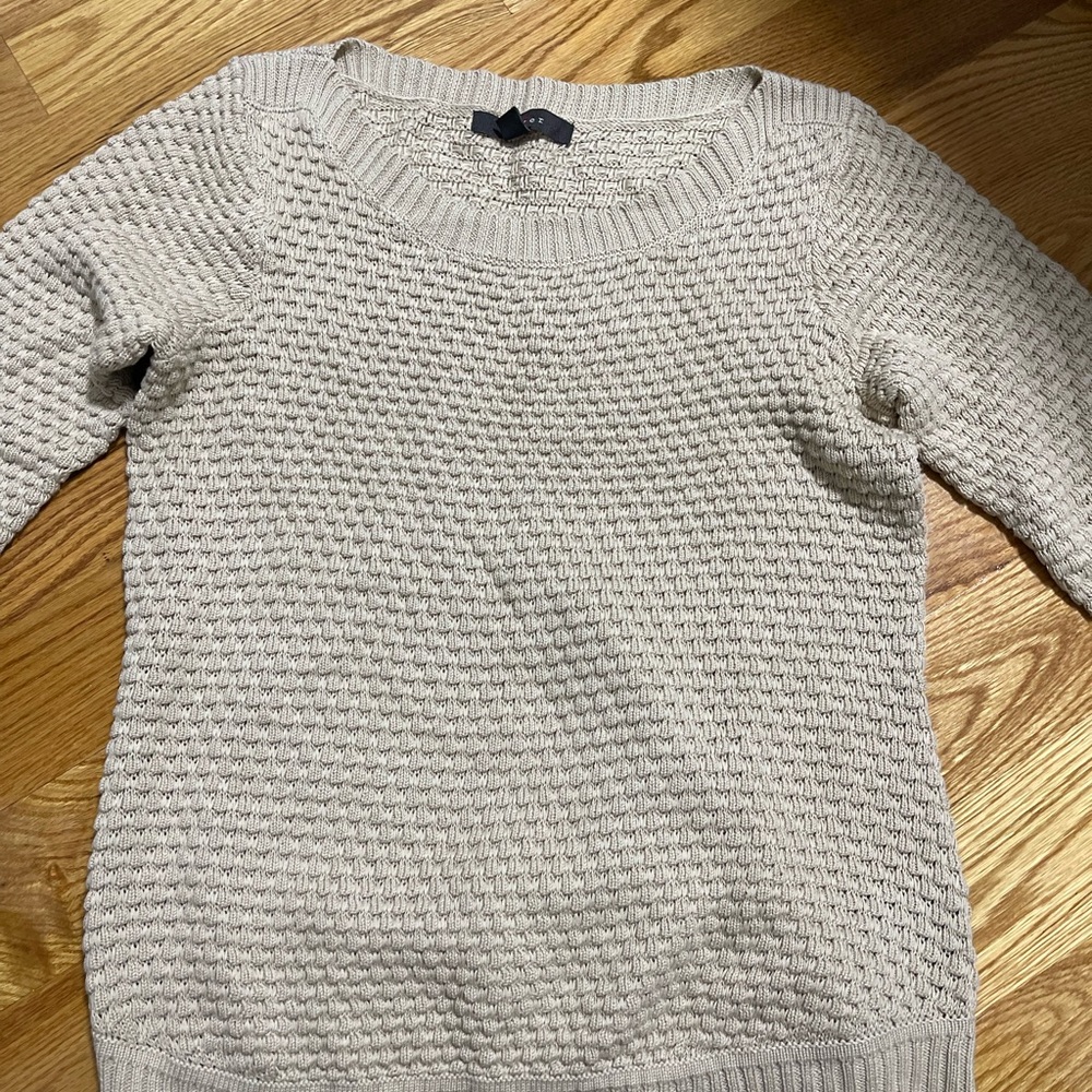 NWOT Costco Women's Beige Cream Tan Waffle Knit 3/4th Lengths Crewneck Sweater